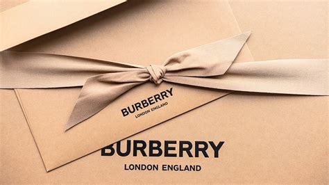 saks fifth ave burberry|burberry wallet sale outlet.